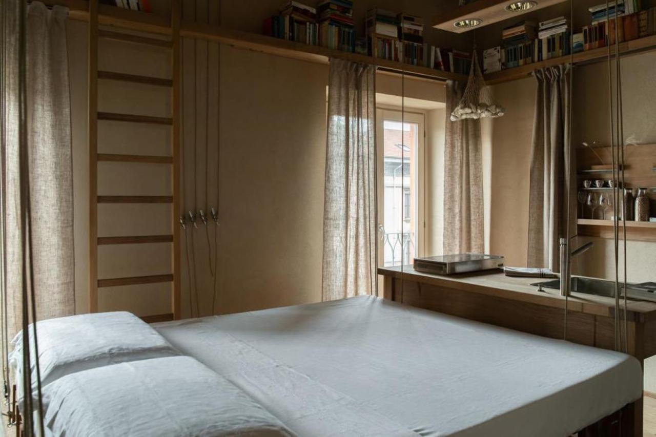 Boutique Suite Sul Naviglio Grande Милан Экстерьер фото